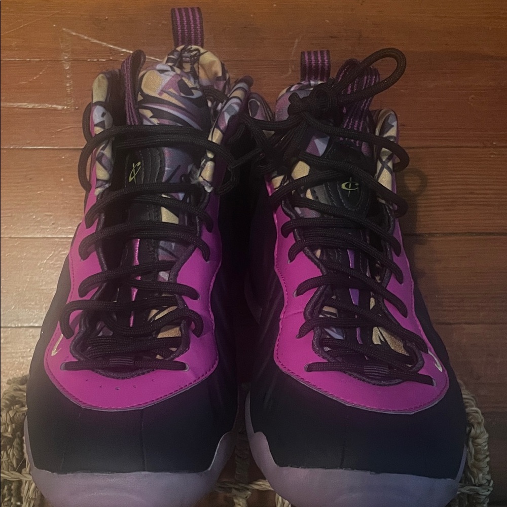 Nike Little Posite One Cave Purple (GS) size 6.5 youth